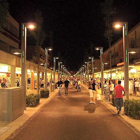 Choose Our Comfortable Flat Lignano Sabbiadoro